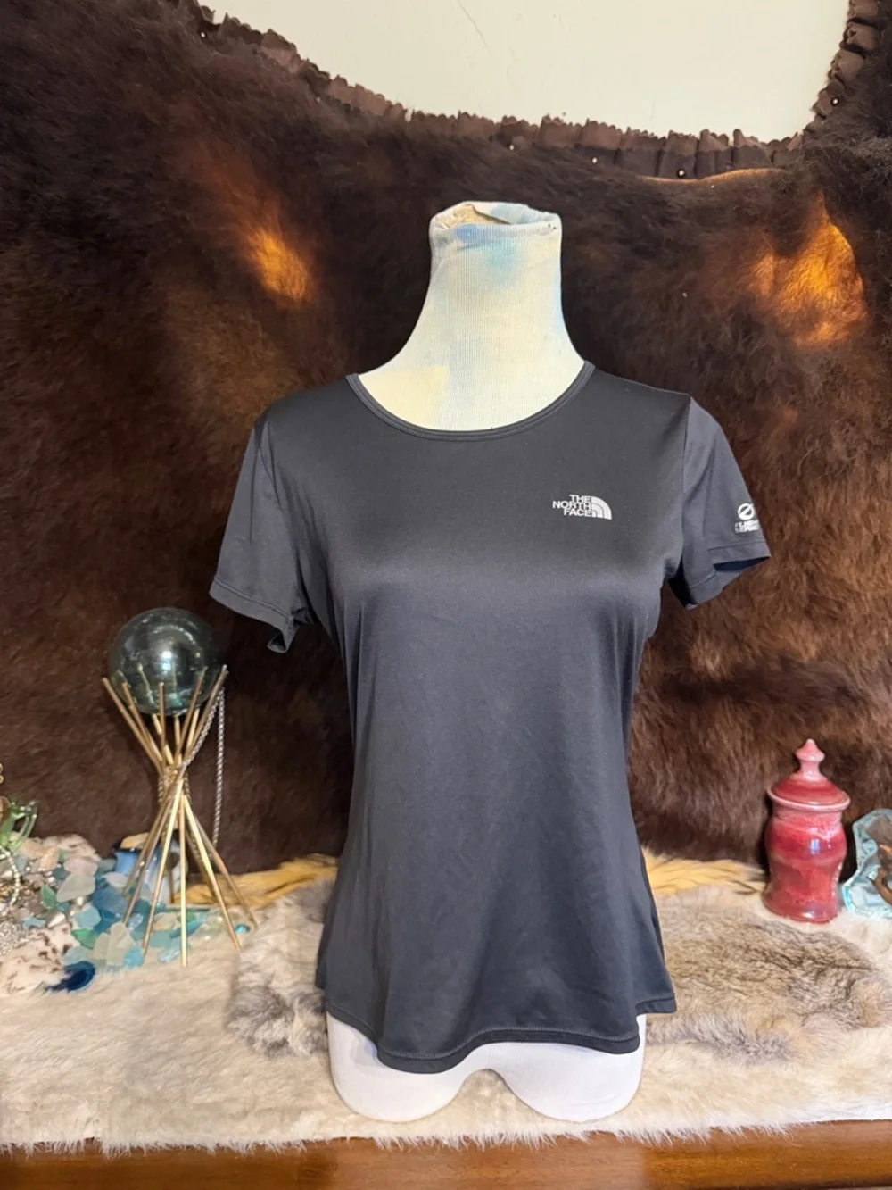 The North Face Black Short Sleeve Women's Active Tee M (4950) - Picture 1 of 5